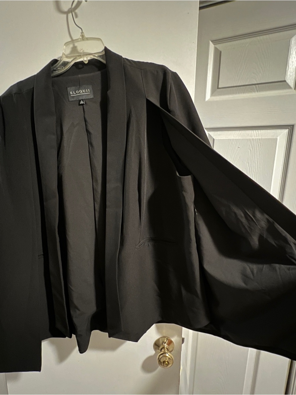 Eloquii Cape Blazer in Black - Picture 3 of 4